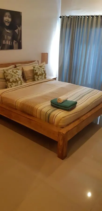 Hi Room Seminyak Pensionat
